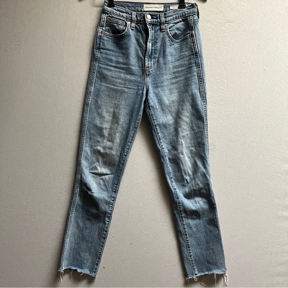 Denim Forum Aritzia Angelica High Rise Slim Leg Blue Jeans Size 25